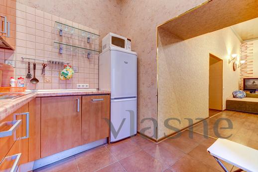 Apartment on Nevsky Prospekt 23, Saint Petersburg - apartment by the day