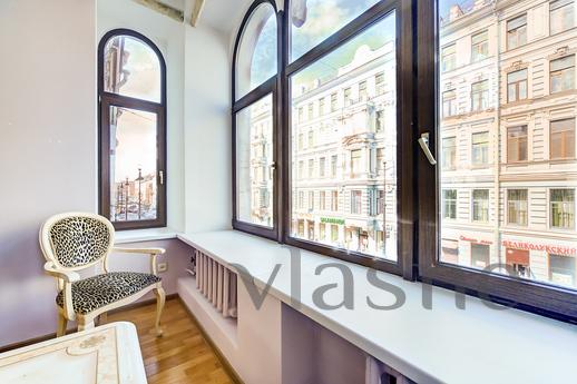 Daily 3kkv Nevsky Pros 103, Saint Petersburg - apartment by the day