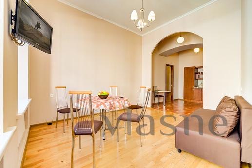 Daily 3kkv Nevsky Pros 103, Saint Petersburg - apartment by the day