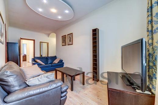 Daily 3kkv Nevsky Prospect 113/49, Saint Petersburg - apartment by the day