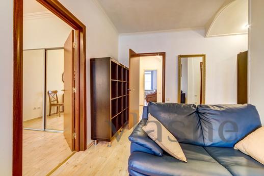 Daily 3kkv Nevsky Prospect 113/49, Saint Petersburg - apartment by the day