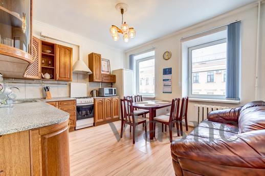 Daily 3kkv Nevsky Prospect 113/49, Saint Petersburg - apartment by the day