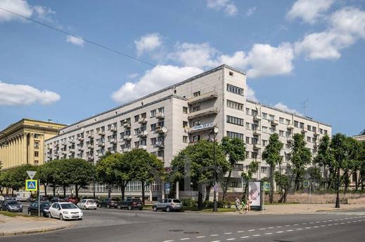 Daily Troitskaya square, 1, Saint Petersburg - apartment by the day