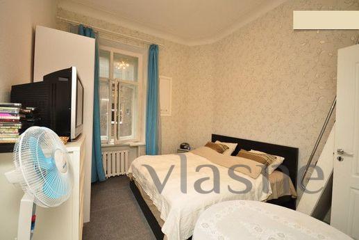 three square-ry center of St. Petersburg, Saint Petersburg - apartment by the day