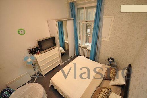 three square-ry center of St. Petersburg, Saint Petersburg - apartment by the day
