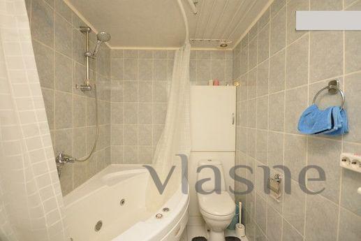 three square-ry center of St. Petersburg, Saint Petersburg - apartment by the day