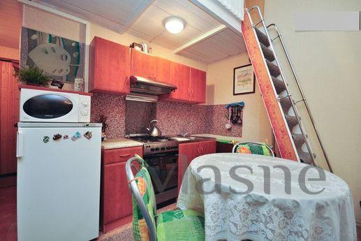 three square-ry center of St. Petersburg, Saint Petersburg - apartment by the day