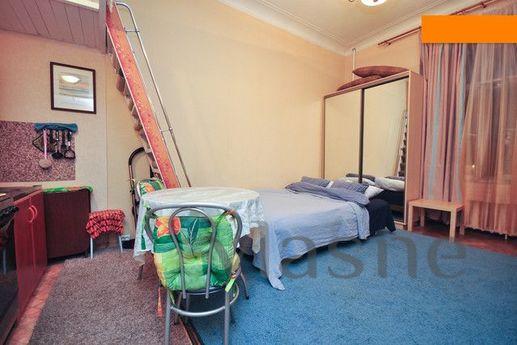 three square-ry center of St. Petersburg, Saint Petersburg - apartment by the day