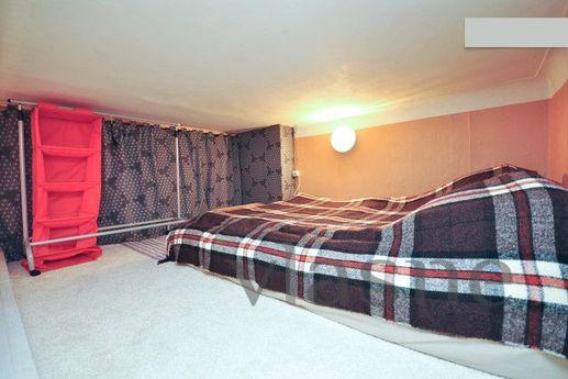 three square-ry center of St. Petersburg, Saint Petersburg - apartment by the day