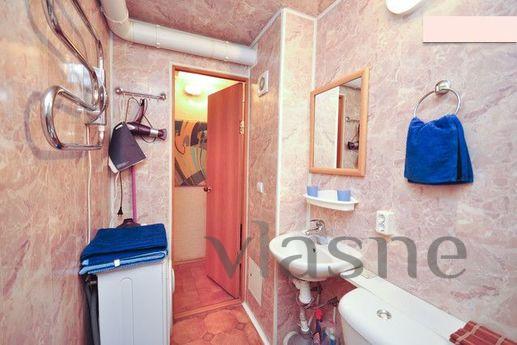 three square-ry center of St. Petersburg, Saint Petersburg - apartment by the day