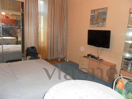 three square-ry center of St. Petersburg, Saint Petersburg - apartment by the day