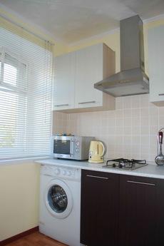 2-bedroom apartment, CENTER!, Yekaterinburg - apartment by the day