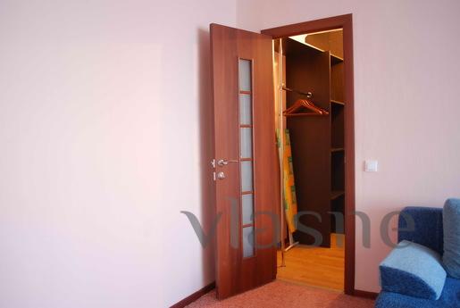 2-bedroom apartment, CENTER!, Yekaterinburg - apartment by the day