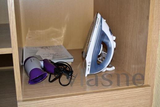 Modern studio apartment in the center, Yekaterinburg - apartment by the day
