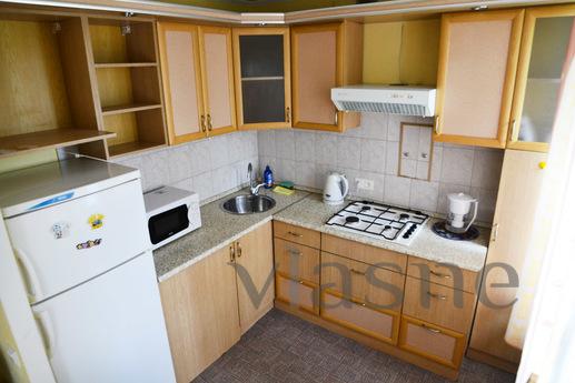 Modern studio apartment in the center, Yekaterinburg - apartment by the day
