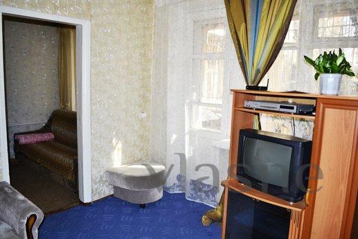 Two bedroom apartment in the city center, Yekaterinburg - apartment by the day