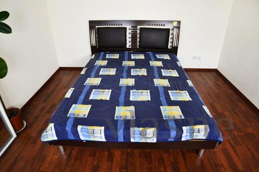 For rent studio apartment with Euro renovation. The house is