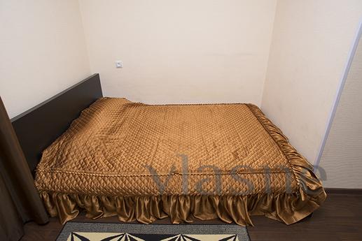 1-bedroom apartments in the center next, Yekaterinburg - apartment by the day