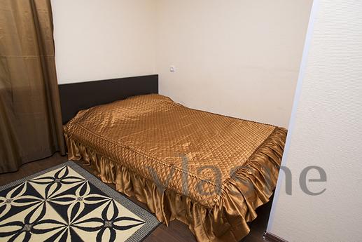 1-bedroom apartments in the center next, Yekaterinburg - apartment by the day