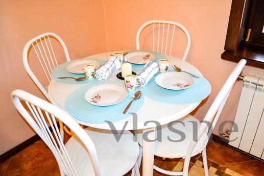 Luxurious 2 bedroom apartment, Yekaterinburg - apartment by the day