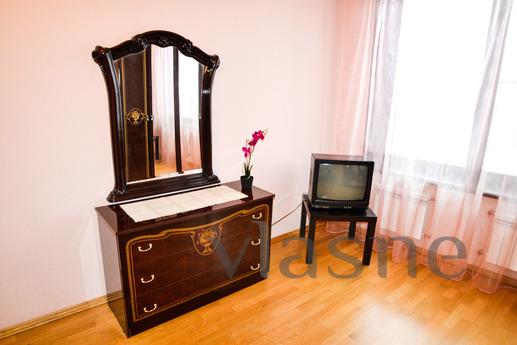 Luxurious 2 bedroom apartment, Yekaterinburg - apartment by the day