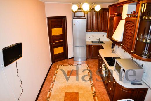 Luxurious 2 bedroom apartment, Yekaterinburg - apartment by the day