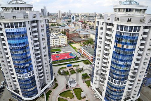 VIP apartment in a luxury home., Yekaterinburg - apartment by the day