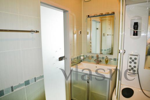 VIP apartment in a luxury home., Yekaterinburg - apartment by the day
