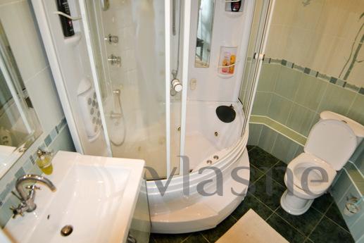 VIP apartment in a luxury home., Yekaterinburg - apartment by the day