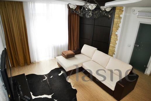 VIP apartment in a luxury home., Yekaterinburg - apartment by the day