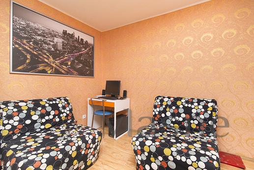 Modern apartment in the center, Yekaterinburg - apartment by the day