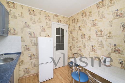 Modern apartment in the center, Yekaterinburg - apartment by the day