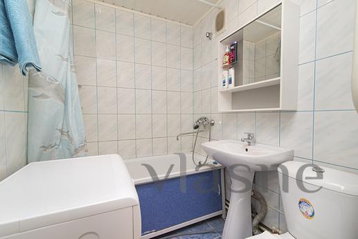 Modern apartment in the center, Yekaterinburg - apartment by the day