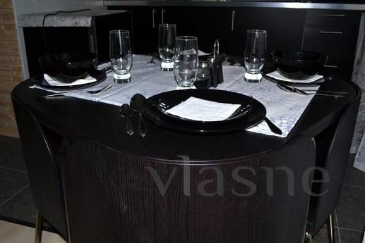 Apartment Studio Deluxe Class, Yekaterinburg - apartment by the day