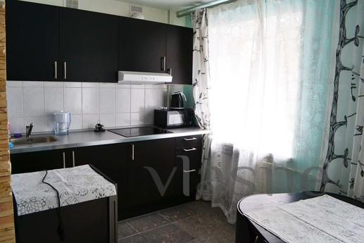 Apartment Studio Deluxe Class, Yekaterinburg - apartment by the day
