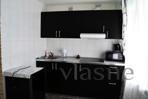 Apartment Studio Deluxe Class, Yekaterinburg - apartment by the day