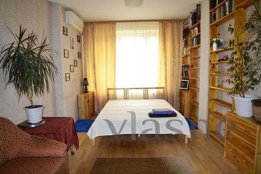Large 3 bedroom apartment for rent, Yekaterinburg - apartment by the day
