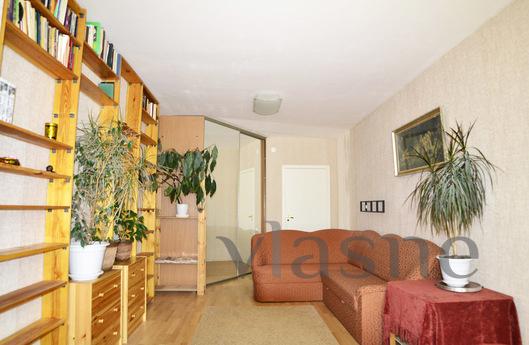 Large 3 bedroom apartment for rent, Yekaterinburg - apartment by the day