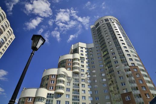 1 room. Excellent apartment in the New H, Yekaterinburg - apartment by the day