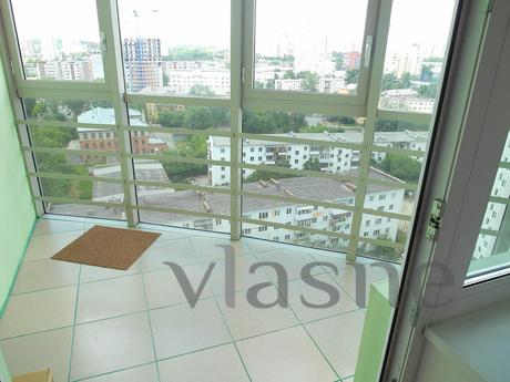 1 room. Excellent apartment in the New H, Yekaterinburg - apartment by the day