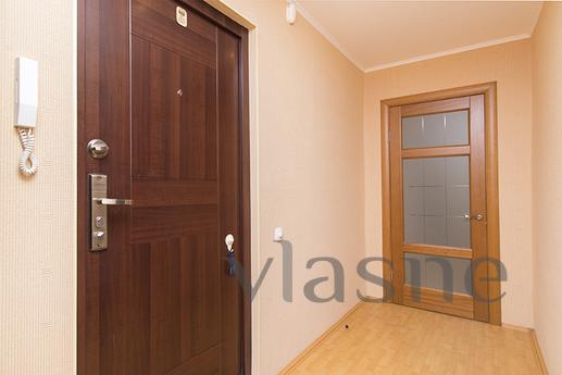 Rent 2-square for rent Airport Metro., Yekaterinburg - apartment by the day