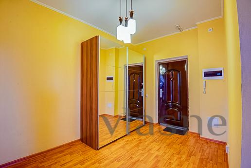 One bedroom apartment with a jacuzzi!, Yekaterinburg - apartment by the day