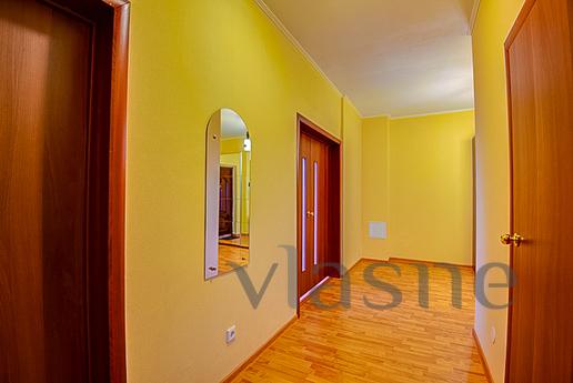 One bedroom apartment with a jacuzzi!, Yekaterinburg - apartment by the day