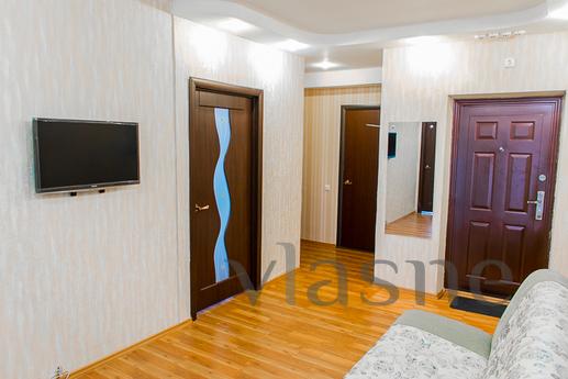 Large, bright, one bedroom apartment, Yekaterinburg - apartment by the day