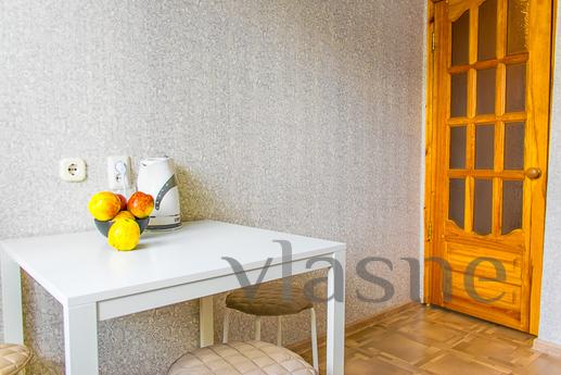 Excellent two-bedroom. square. in a resi, Yekaterinburg - apartment by the day