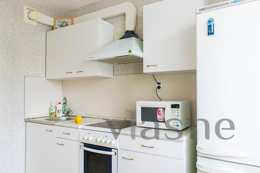 Excellent two-bedroom. square. in a resi, Yekaterinburg - apartment by the day