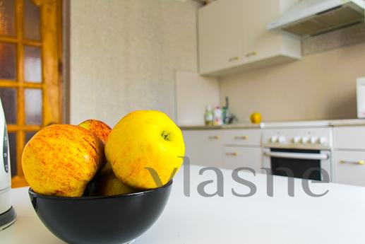 Excellent two-bedroom. square. in a resi, Yekaterinburg - apartment by the day