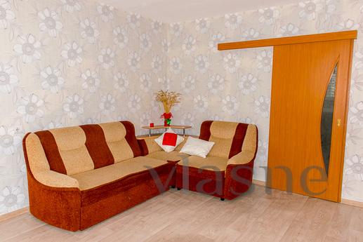 Excellent two-bedroom. square. in a resi, Yekaterinburg - apartment by the day