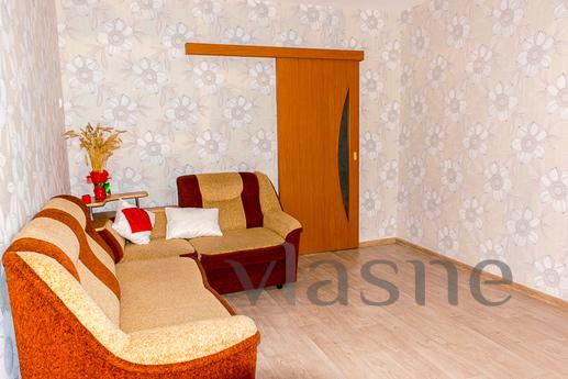 Excellent two-bedroom. square. in a resi, Yekaterinburg - apartment by the day