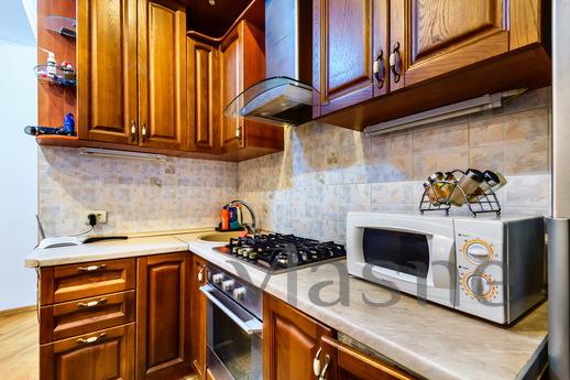 Three bedroom apartment, Rostov-on-Don - apartment by the day